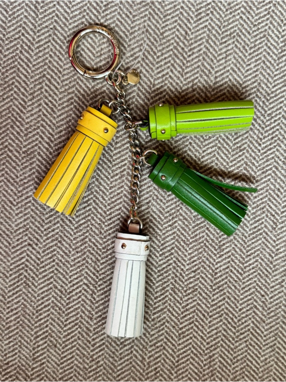 Michael Kors Leather Cascading Mini Tassel Key Chain or Bag Charm- NWOTs - Picture 7 of 9